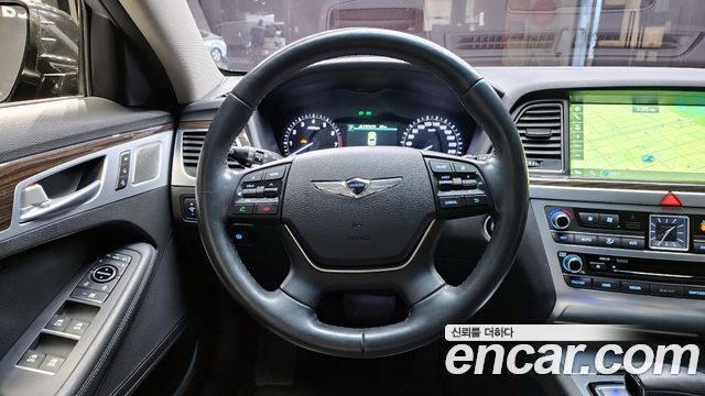 Genesis G80 2017 — photo 14