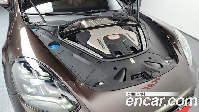 Porsche Panamera 2019 — photo 6