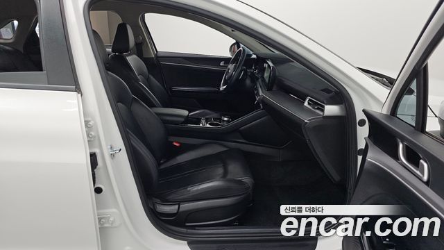 Kia K5 2021 — photo 11