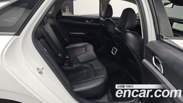 Kia K5 2021 — photo 12