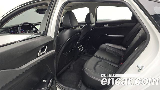 Kia K5 2021 — photo 13