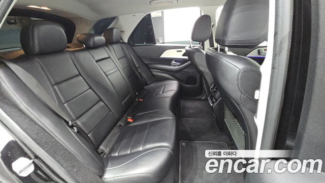 Mercedes-Benz GLE-Class 2019 — photo 12
