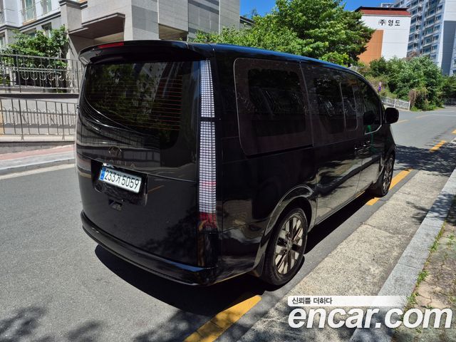 Hyundai Staria 2024 — photo 6