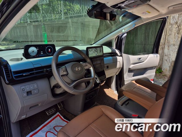 Hyundai Staria 2024 — photo 7