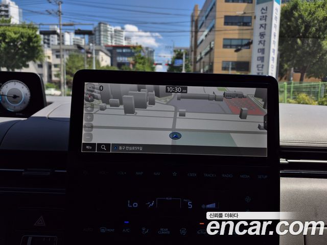 Hyundai Staria 2024 — photo 9