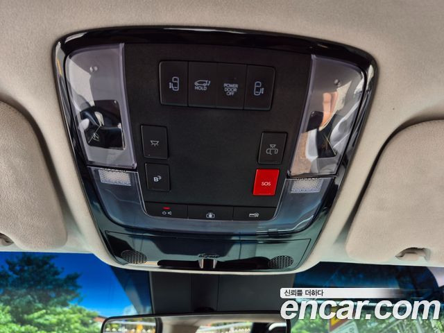 Hyundai Staria 2024 — photo 13