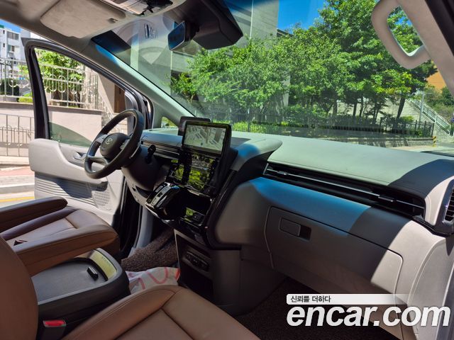 Hyundai Staria 2024 — photo 14
