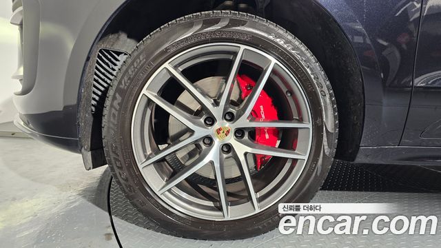 Porsche Macan 2023 — photo 5