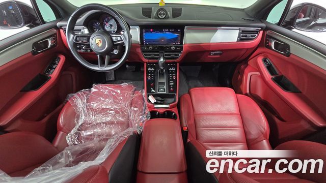 Porsche Macan 2023 — photo 7
