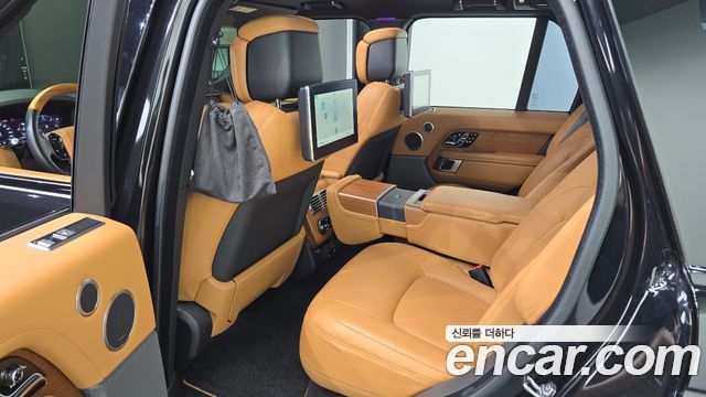 Land Rover Range Rover 2020 — photo 11