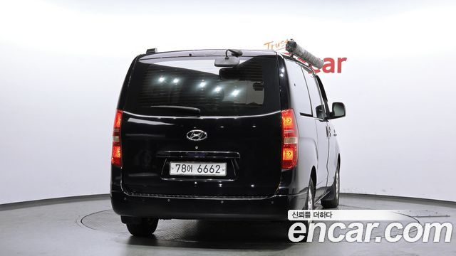 Hyundai Starex 2013 — photo 4