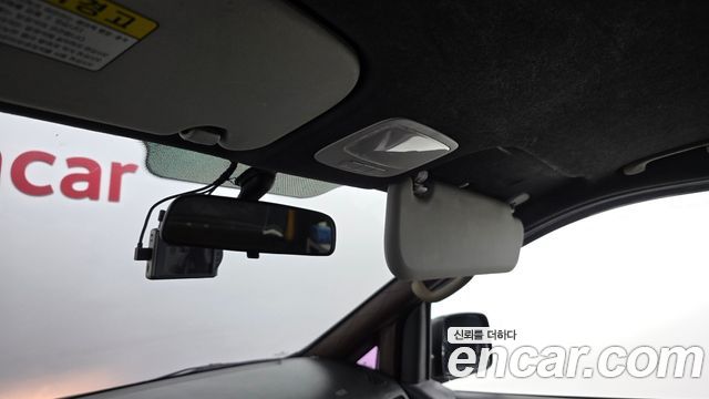 Hyundai Starex 2013 — photo 17