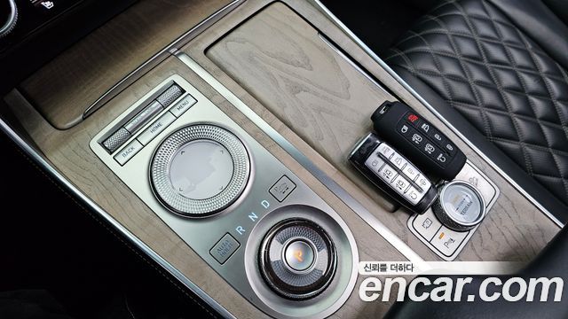 Genesis GV80 2020 — photo 9