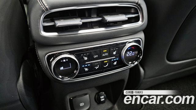 Genesis GV80 2020 — photo 14