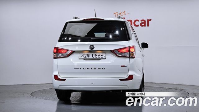 KG Mobility KORANDO 2016 — photo 4
