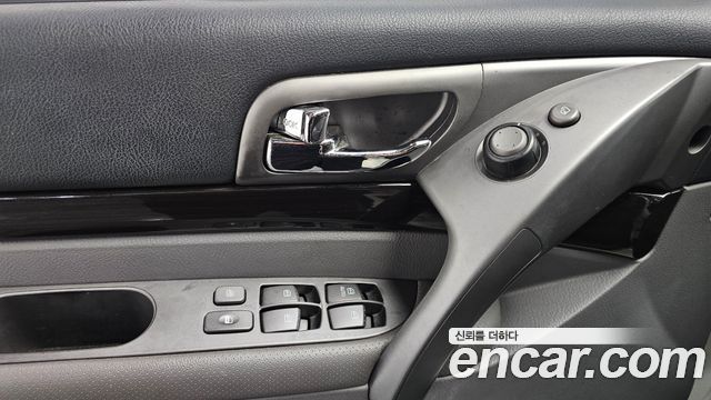 KG Mobility KORANDO 2016 — photo 19