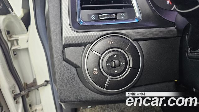 KG Mobility KORANDO 2016 — photo 18
