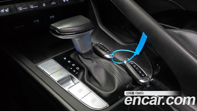 Hyundai AVANTE 2023 — photo 9