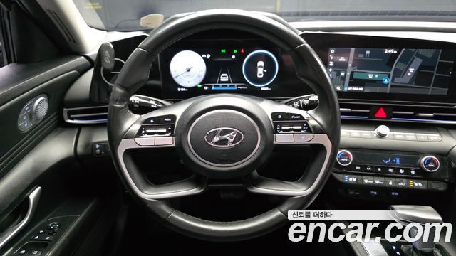 Hyundai AVANTE 2023 — photo 13