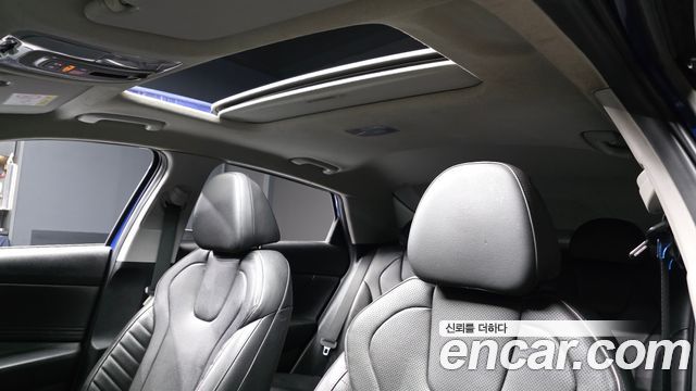 Hyundai AVANTE 2023 — photo 19