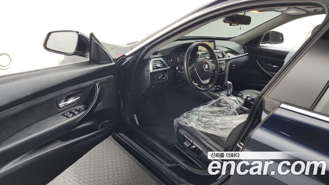 BMW Gran Turismo 2020 — photo 10