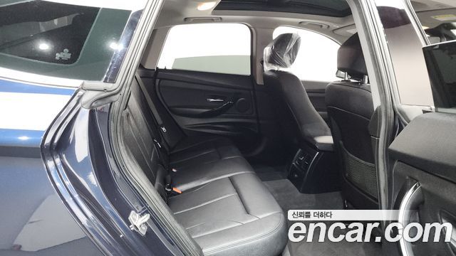 BMW Gran Turismo 2020 — photo 12