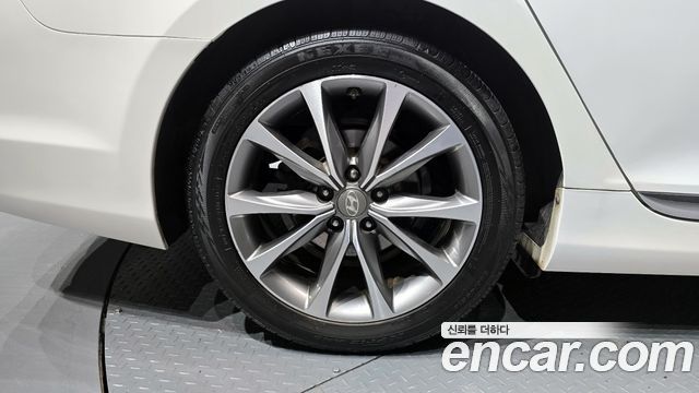 Hyundai Grandeur 2015 — photo 5