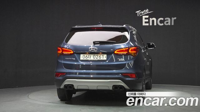 Hyundai Santafe 2017 — photo 4
