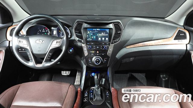 Hyundai Santafe 2017 — photo 7