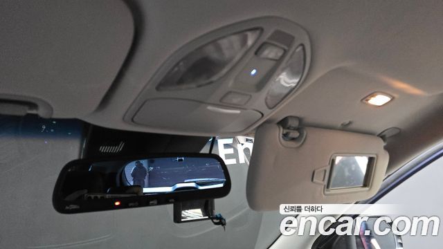 Hyundai Santafe 2017 — photo 18