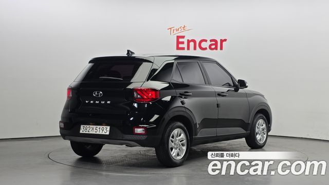 Hyundai Venue 2020 — photo 2
