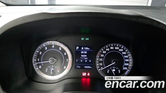 Hyundai Venue 2020 — photo 8