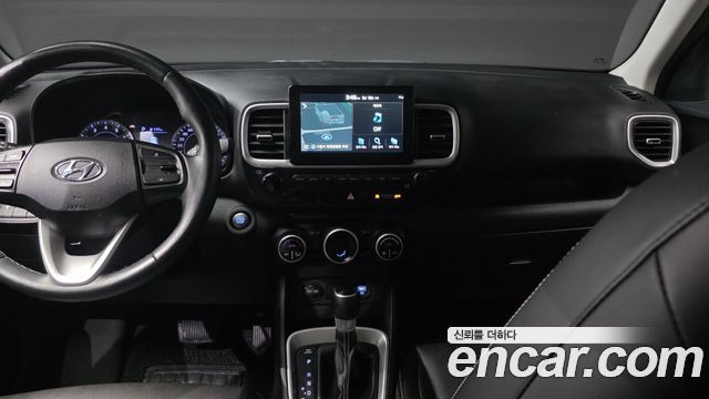 Hyundai Venue 2020 — photo 18
