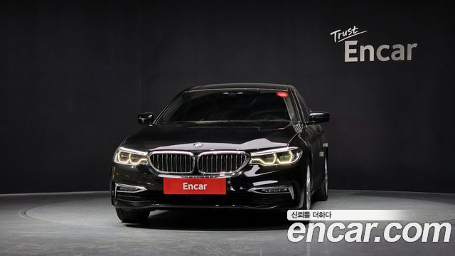 BMW 5-Series 2018 — photo 3