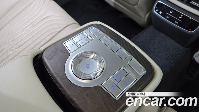 Genesis G80 2021 — photo 19
