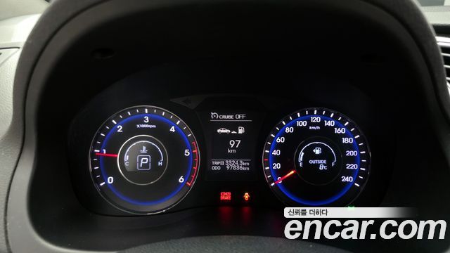 Hyundai i40 2012 — photo 8
