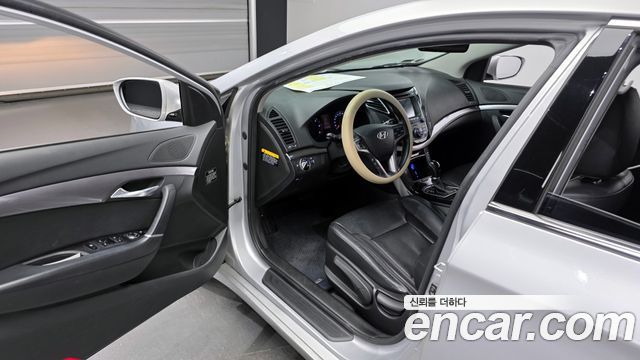 Hyundai i40 2012 — photo 10