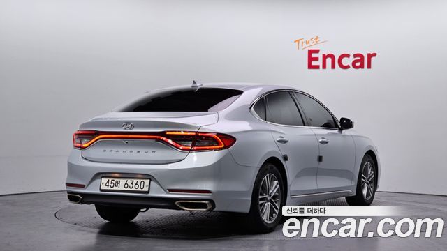 Hyundai Grandeur 2018 — photo 2