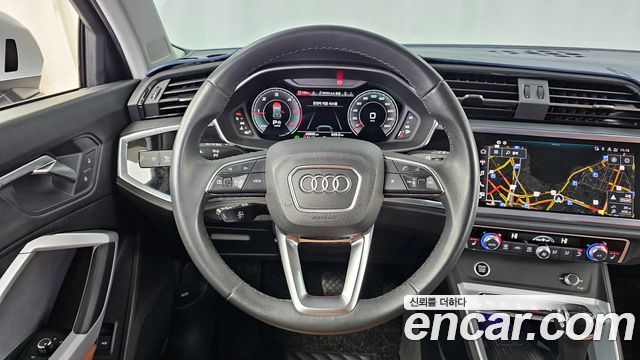 Audi Q3 2023 — photo 13