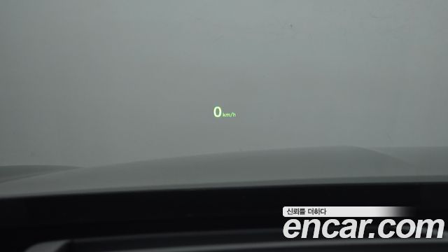 Genesis G90 2019 — photo 17