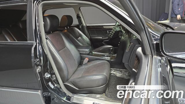 Hyundai Equus 2009 — photo 12