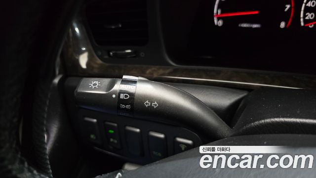 Hyundai Equus 2009 — photo 17