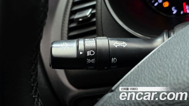 Kia K3 2015 — photo 16