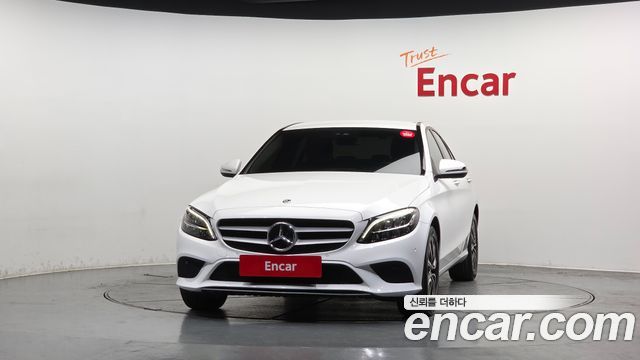 Mercedes-Benz C-Class 2020 — photo 3
