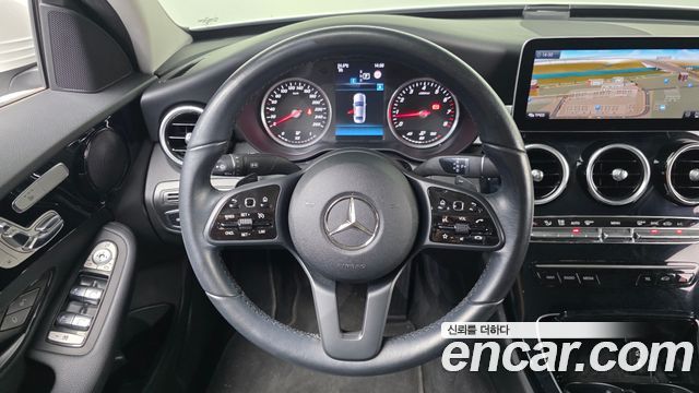 Mercedes-Benz C-Class 2020 — photo 13