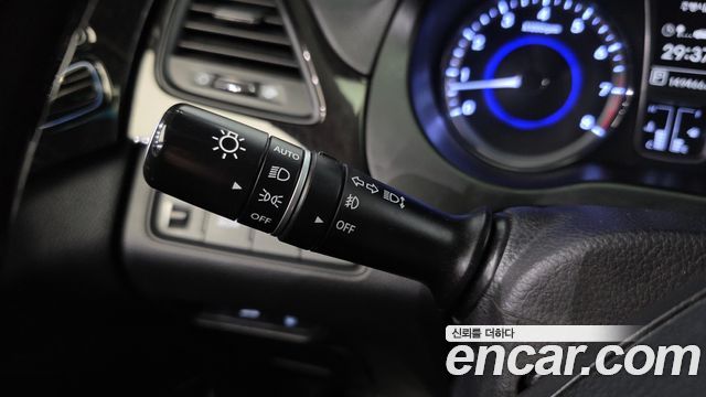 Hyundai Grandeur 2014 — photo 16