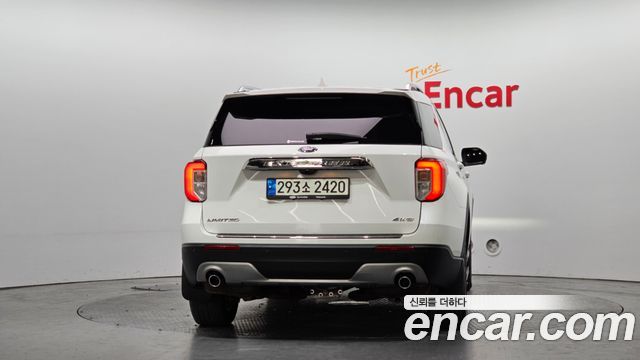 Ford Explorer 2022 — photo 4