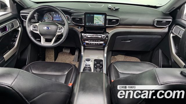 Ford Explorer 2022 — photo 7