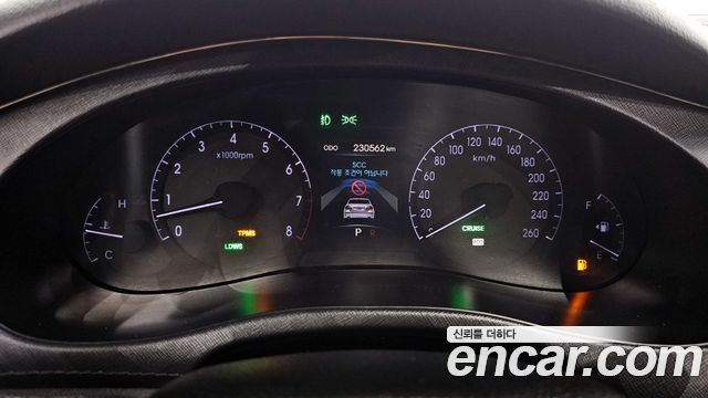 Hyundai Genesis 2013 — photo 8