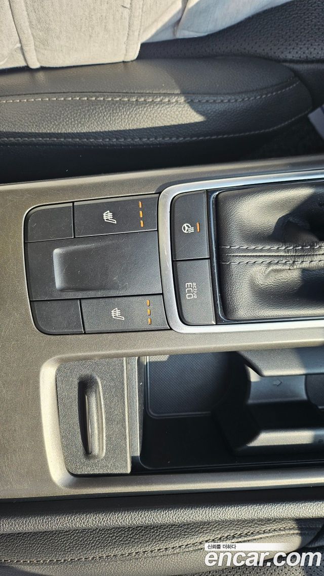 Kia K5 2019 — photo 11